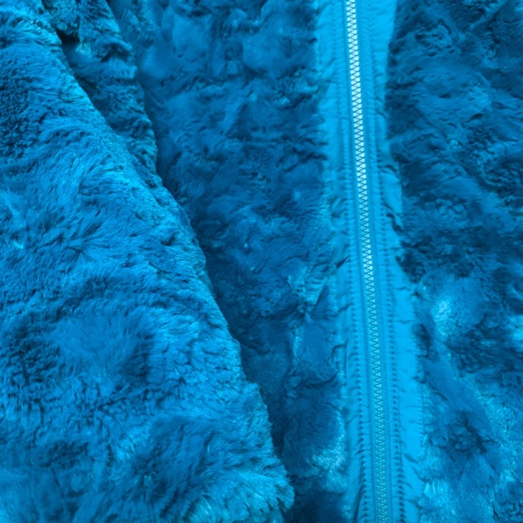 NORTH FACE GIRLS LONG REVERSIBLE COAT, 2 zipped pockets,hooded,warm,washable 😀 - Picture 7 of 14